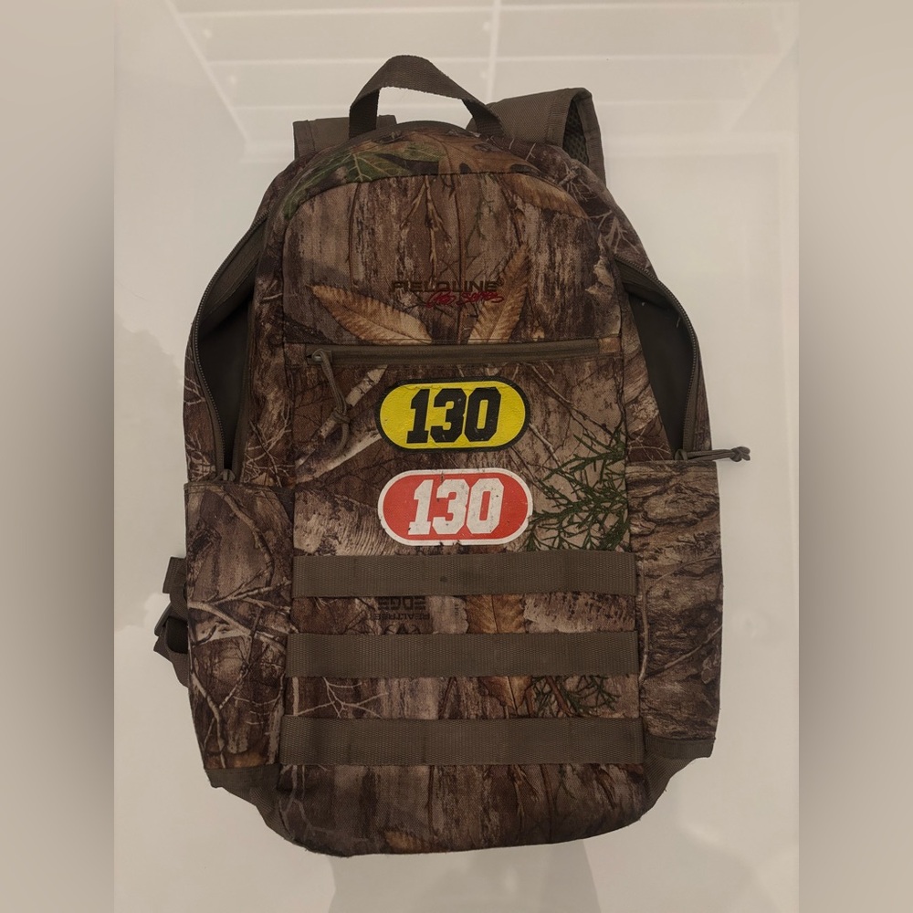 Camo V1 130 World backpack